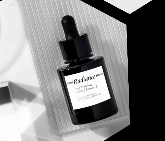 AGE-DEFYING RETINOL SERUM